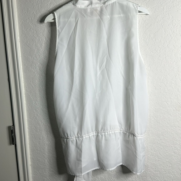Michael Kors white blouse with side bow tie, Size XL, soft shear material. - Picture 4 of 7